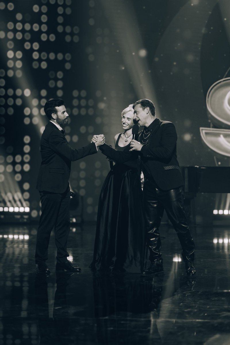 Nacho Obes (@nachoobes) on Twitter photo Tremendo #TuCaraMeSuenaUy #LadyGaga #BradleyCooper #Shallow <a href="/teledoce/">๐ง๐ฒ๐น๐ฒ๐ฑ๐ผ๐ฐ๐ฒ ๐บ</a> Tremendo #TuCaraMeSuenaUy #LadyGaga #BradleyCooper #Shallow <a href="/teledoce/">๐ง๐ฒ๐น๐ฒ๐ฑ๐ผ๐ฐ๐ฒ ๐บ</a>