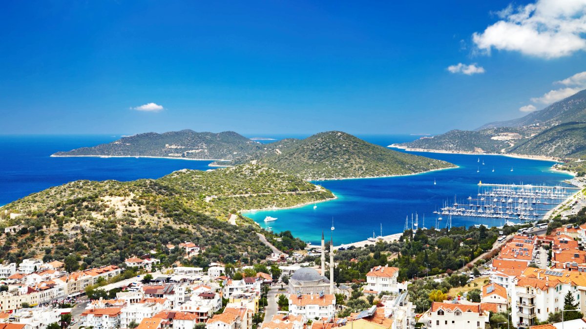 weather2travel's tweet image. Kas is Turkey’s adventure capital boasting the country’s best diving experiences, Blue Flag beaches &amp;amp; Lycia’s fascinating lost cities. Here’s why it should be your next holiday destination 🇹🇷 weather2travel.com/blog/why-consi… @JournoJessB
