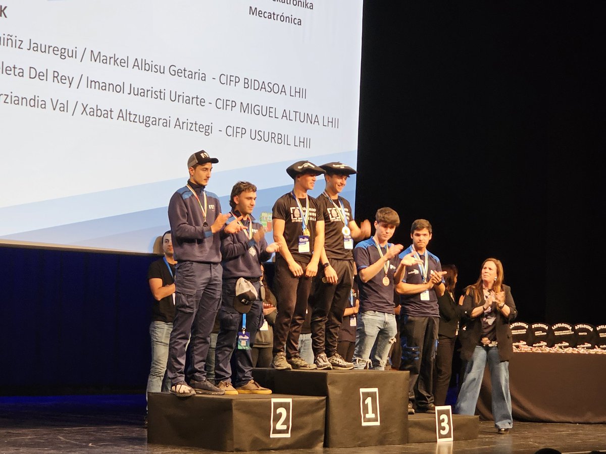 Mekatronika/Mecatrónica. Lehenengo saridunak