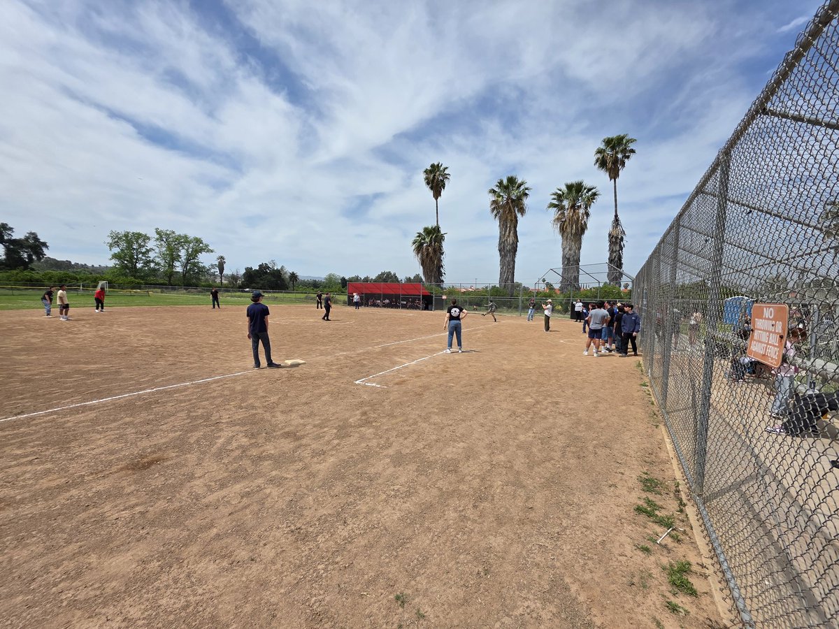 RUSDeAcademy's tweet photo. The annual eAcademy Secondary kickball game had so much excitement this year - students screaming and playing hard to win!  MS versus HS - there was a slight advantage for MS with more students, which proved too much as MS came out victorious.  Thanks to ASB for running this! https://t.co/Vs7BAKLIBE