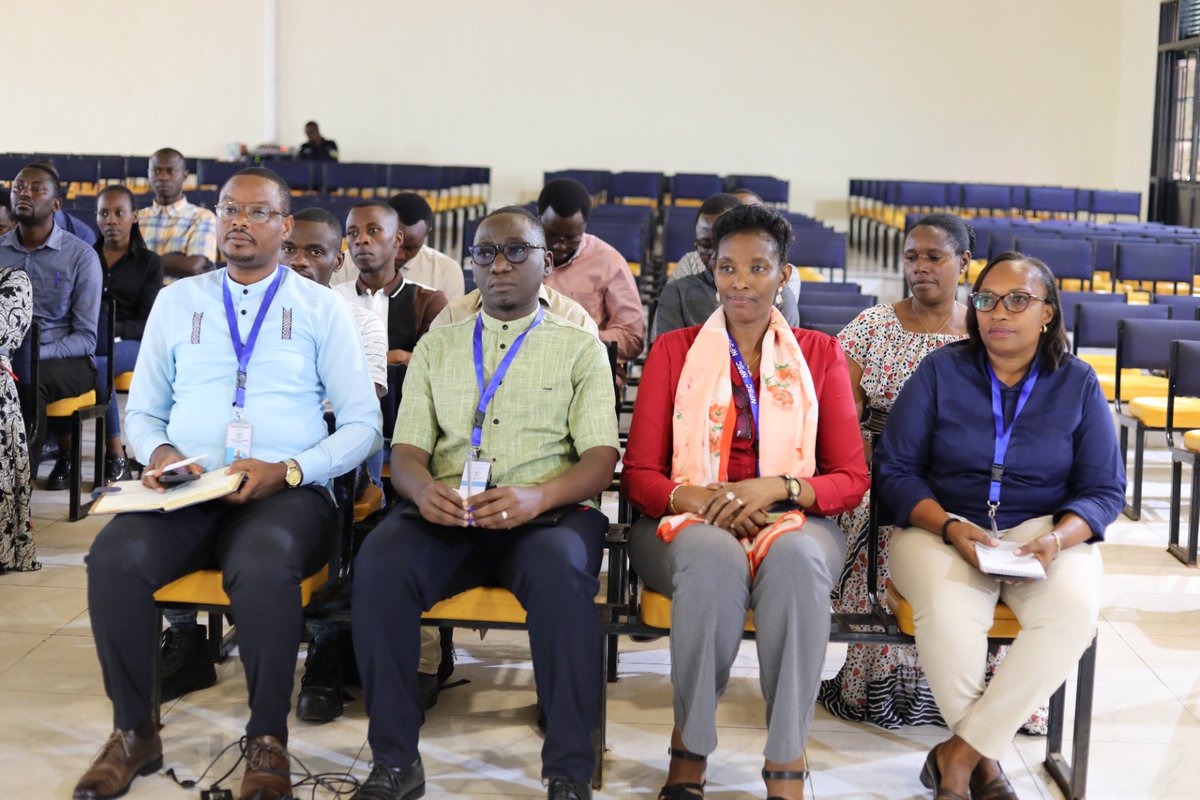 RP- Gishari College (@gisharicollege) on Twitter photo Uyu munsi Komisiyo y’Igihugu ishinzwe Abakozi ba Leta <a href="/npscrwanda/">National Public Service Commission l Rwanda</a> yasuye RP-Gishari College, igirana ikiganiro n’abakozi n’ubuyobozi bw’ishuri. Ibi byabaye mu rwego rwo gukurikirana no kugenzura uko imicungire y’abakozi ba Leta ihagaze. <a href="/Rwanda_Edu/">Ministry of Education | Rwanda</a> <a href="/RwandaPolytec/">Rwanda Polytechnic</a> <a href="/npscrwanda/">National Public Service Commission l Rwanda</a> Uyu munsi Komisiyo y’Igihugu ishinzwe Abakozi ba Leta <a href="/npscrwanda/">National Public Service Commission l Rwanda</a> yasuye RP-Gishari College, igirana ikiganiro n’abakozi n’ubuyobozi bw’ishuri. Ibi byabaye mu rwego rwo gukurikirana no kugenzura uko imicungire y’abakozi ba Leta ihagaze. <a href="/Rwanda_Edu/">Ministry of Education | Rwanda</a> <a href="/RwandaPolytec/">Rwanda Polytechnic</a> <a href="/npscrwanda/">National Public Service Commission l Rwanda</a>