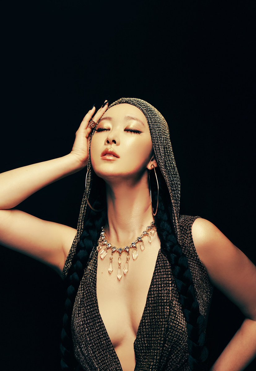 Mood 잘 듣고 있어요?🤎 뮤직비디오 비하인드 곧 독점 공개할 테니 딱 기다려 !!!!!🎀🫢

Is Mood on your playlist?😘📀gonna drop a MV BTS here on my Rebbon channel exclusively, stay tuned💗🎀💋

rebbon.club/SAAY