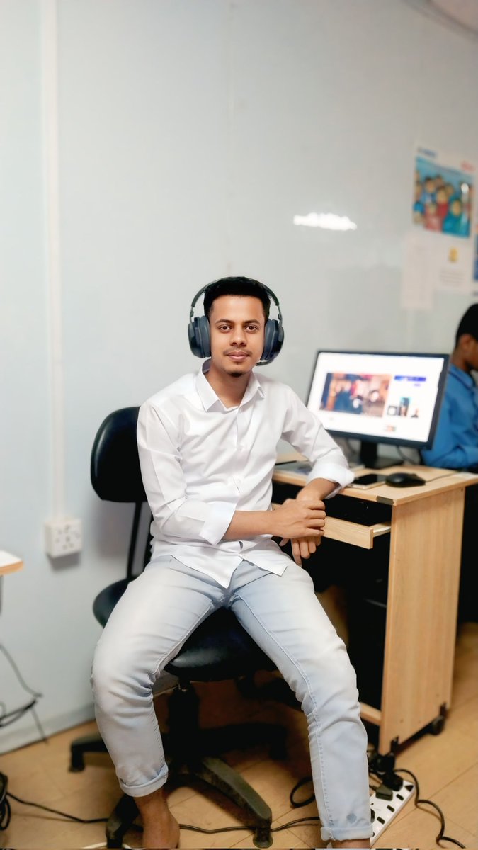 1Mohammedsiraj's tweet image. Learning mode: ON. Focus mode: MAX. Dreams in progress.
#StayFocused #DigitalMindset