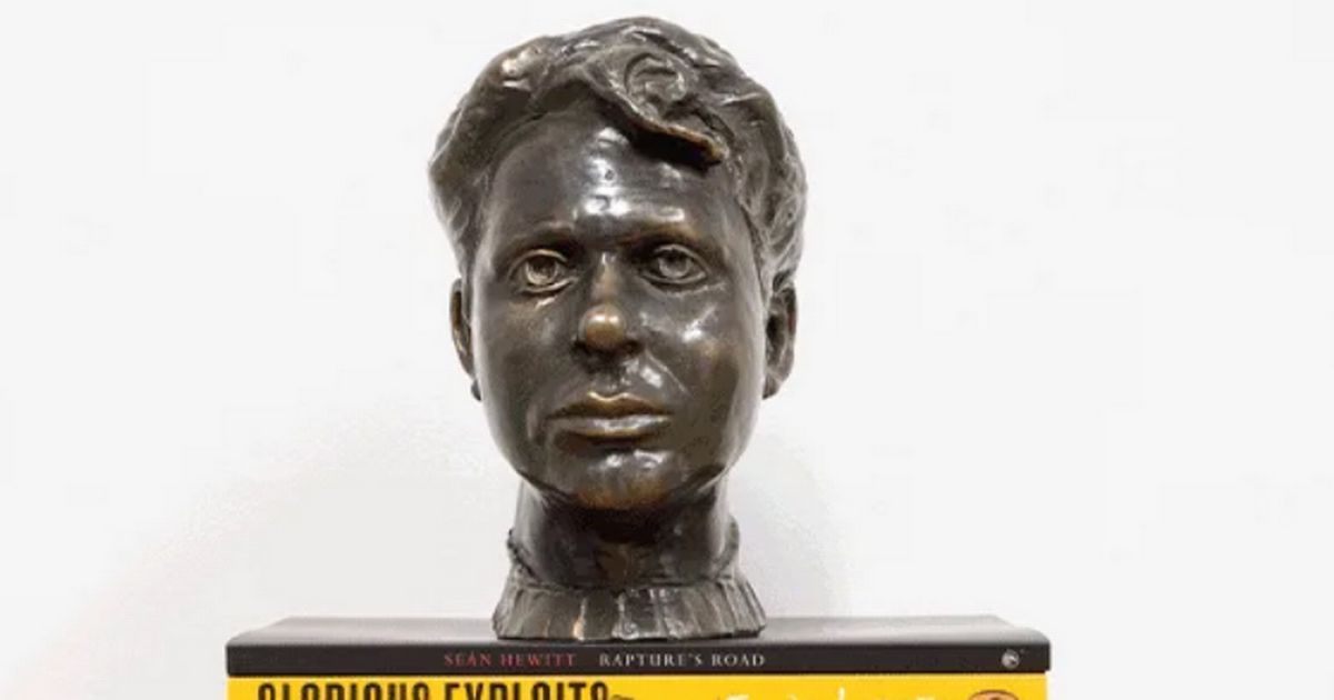 Dylan Thomas Prize celebrates 20 years of young talent as winner is announced
mirror.co.uk/lifestyle/dyla…