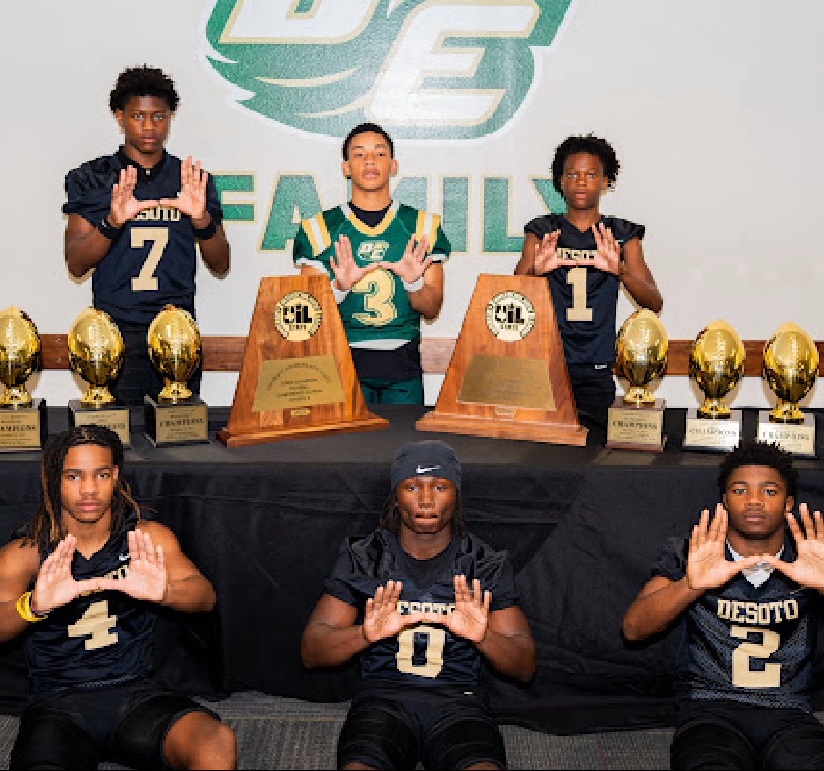 Silas Eugene Grace (@silasgrace7_) on Twitter photo class of 2029 silas grace student athlete . Mccowan middle school |WR| SS|ATH|
5’10-154 up coming freshman of desoto
<a href="/Quincey3patton_/">____QP3</a>
<a href="/KendrickMcCoyJr/">Kendrick “Demon” McCoy</a>
<a href="/tspivey22/">⚜️Terrion Spivey⚜️</a>
<a href="/CoachSweeny/">Coach Sweeny</a>
<a href="/Coach__OMalley/">Coach O</a>
<a href="/la3amm/">Corey “laa3” Middleton Jr</a> class of 2029 silas grace student athlete . Mccowan middle school |WR| SS|ATH|
5’10-154 up coming freshman of desoto
<a href="/Quincey3patton_/">____QP3</a>
<a href="/KendrickMcCoyJr/">Kendrick “Demon” McCoy</a>
<a href="/tspivey22/">⚜️Terrion Spivey⚜️</a>
<a href="/CoachSweeny/">Coach Sweeny</a>
<a href="/Coach__OMalley/">Coach O</a>
<a href="/la3amm/">Corey “laa3” Middleton Jr</a>