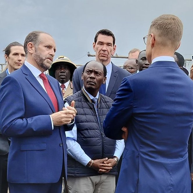 Kumbe WWW haimaanishi Wewe William Wantam?