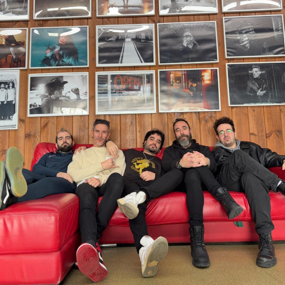 Neo Music Box tweet media