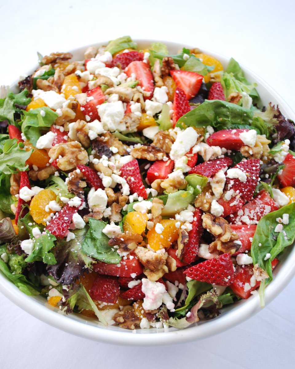 Fresh, colorful, and California cool 🥑🌿

💻Order online for carryout using our link in bio!

🚗 We deliver via DoorDash, UberEats*, and GrubHub and EZ Cater!
*at participating locations

Have us cater your next event! Visit famoustoastery.com/catering 🌯 to order.