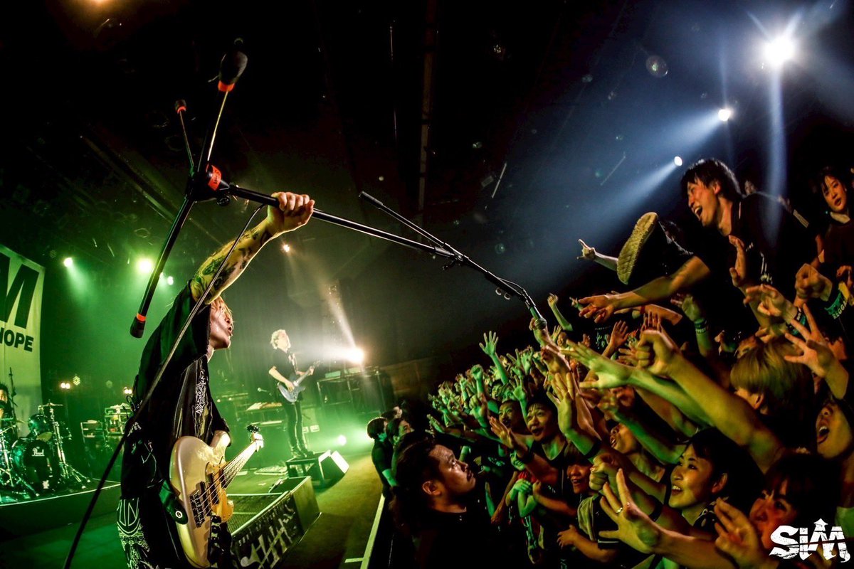 SiM_Official's tweet photo. 【20YEARS TOUR】
20YEARS TOUR -SEEDS OF HOPE-
at 名古屋 ダイアモンドホール

ありがとうございました！

Photo by @kouhey0622

#SiM
#SiM20th https://t.co/L2P9G9tWuV