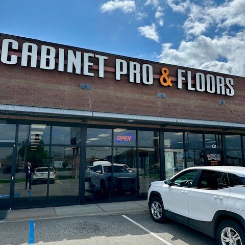 NationsCabinets's tweet photo. Wonderful afternoon with the owners &amp; designers at Cabinet Pro in Spokane, WA! They loved our Nation’s Cabinetry lines—especially the colors, styles &amp; customization. Excited for what’s ahead!
#NationsCabinetry #CabinetPro #CustomCabinetry #AmericanMade https://t.co/5T7ZAKERRG