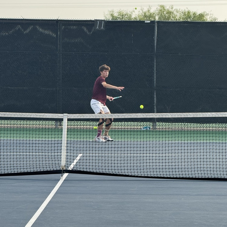 Brandon earned a dominant 6-0 and 6-2 win over Wimberly. His upcoming match against Caldwell is scheduled for 11:00. Let's Go Brandon! 🎾🐮
