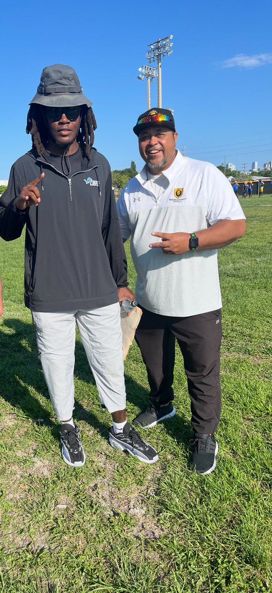Coach Joe Nieves (@coachjoenieves) on Twitter photo Thank you Head Coach <a href="/coach_h2o/">Coach Bridge</a> with <a href="/mnw_fb/">Miami Northwestern_FB</a> for taking time during your “Spring Practice” to talk with us about your upcoming student athletes. That was one the most exciting Spring Practices I have had the pleasure to watch so far. 🏈🏈💯💯 <a href="/WarnerUFootball/">Warner Football</a> <a href="/DuvalSports/">Duval Sports</a> Thank you Head Coach <a href="/coach_h2o/">Coach Bridge</a> with <a href="/mnw_fb/">Miami Northwestern_FB</a> for taking time during your “Spring Practice” to talk with us about your upcoming student athletes. That was one the most exciting Spring Practices I have had the pleasure to watch so far. 🏈🏈💯💯 <a href="/WarnerUFootball/">Warner Football</a> <a href="/DuvalSports/">Duval Sports</a>