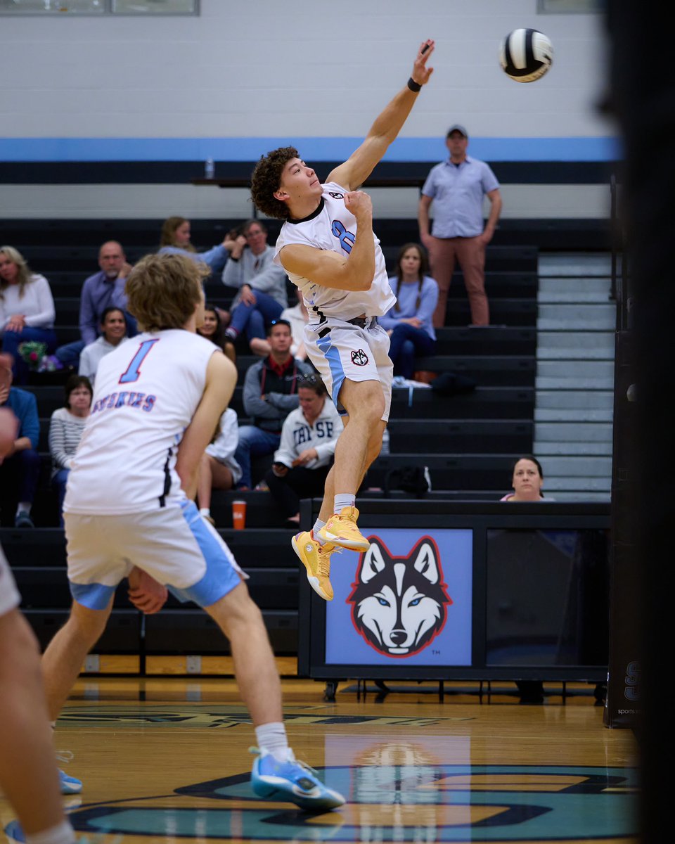 48 hours until we face Northridge for the Sectional Semifinal
Saturday at 10am at Elkhart! 

Tickets can be purchased here: public.eventlink.com/tickets?t=1284…