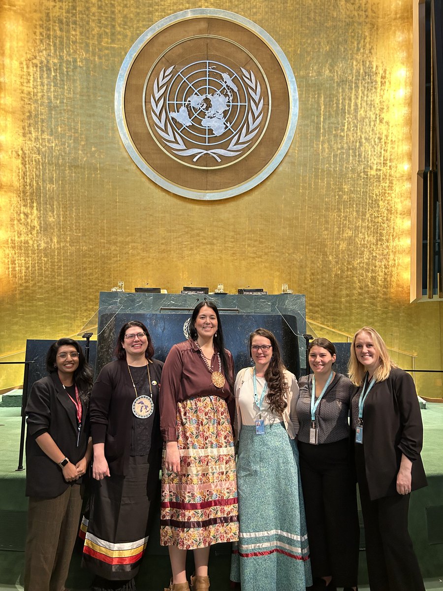 Last month, our students joined <a href="/UN4Indigenous/">UNPFII</a> in NYC to discuss global challenges like the impact of extractive industries &amp; #UNDRIP implementation domestically. They engaged with Forum members, UN experts, Indigenous leaders and met Cdn UN Ambassador &amp; <a href="/UofTLaw/">U of T Law</a> alum, <a href="/BobRae48/">Bob Rae</a>!