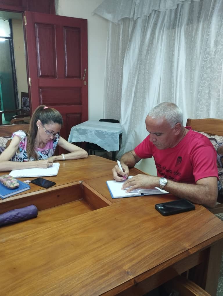 Reunión de los equipos Metodológicos de la Educación Primaria y Secundaria para continuar perfeccionando la Estrategia del ERCE a partir de las indicaciones de la reunión regional realizada en Santiago de Cuba
#DmeSongoLaMaya
#CubaSigueTrabajando
#CubaTodosUnidos