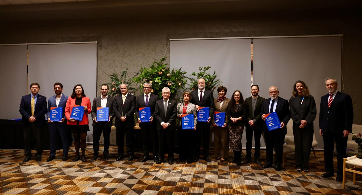 mop_chile's tweet image. 🔴 #AHORA | La ministra Jessica López junto a autoridades de @GobiernodeChile participan del Encuentro Anual de la Construcción de la @CChC_Chile