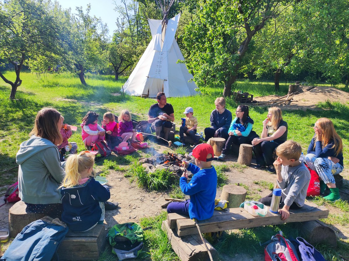 #KA121 - 24/25 <a href="/CFIE_Ponferrada/">CFIE_Ponferrada</a>

👩🏻‍🏫 María Fernández González
🏫 CEIP San Miguel

✈️💡🇪🇺 
👀Job Shadowing 

Praga 🇨🇿

<a href="/sepiegob/">SEPIE</a> 
<a href="/EUErasmusPlus/">Erasmus+</a> 
#internacionalizaCyl
<a href="/educacyl/">Educación JCyL</a>