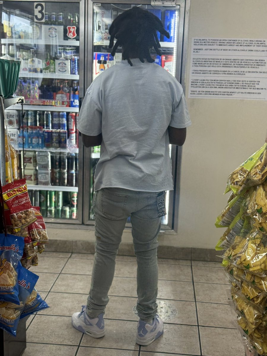 FasttGo's tweet photo. Paid for the work upfront, I do not want shit on consignment Bulletproof whip Presidential tint
I don’t give a fuck about no nigga or no bitch, huh
Young nigga really gettin’ money in the mix 💯 https://t.co/zchwfzgI1S