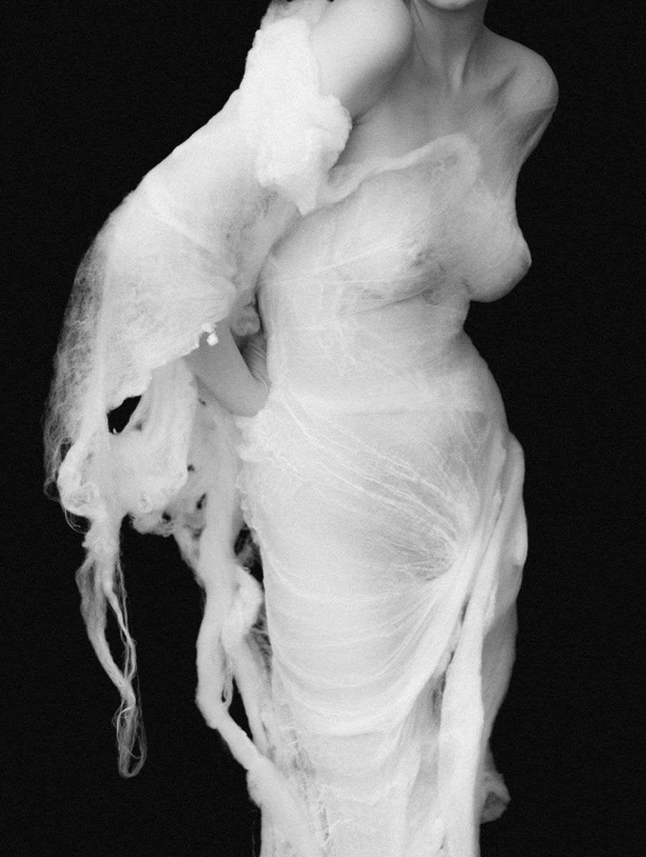 marco (@mg_deangelis) on Twitter photo 10/ One thing that’s quite ignored in digital art is matter, or the shifting of meaning when approaching subjects as tangible, concrete ones. This artwork by <a href="/lukinaakatya/">Ekaterina Lukina</a> is a glorious example of shift. 10/ One thing that’s quite ignored in digital art is matter, or the shifting of meaning when approaching subjects as tangible, concrete ones. This artwork by <a href="/lukinaakatya/">Ekaterina Lukina</a> is a glorious example of shift.