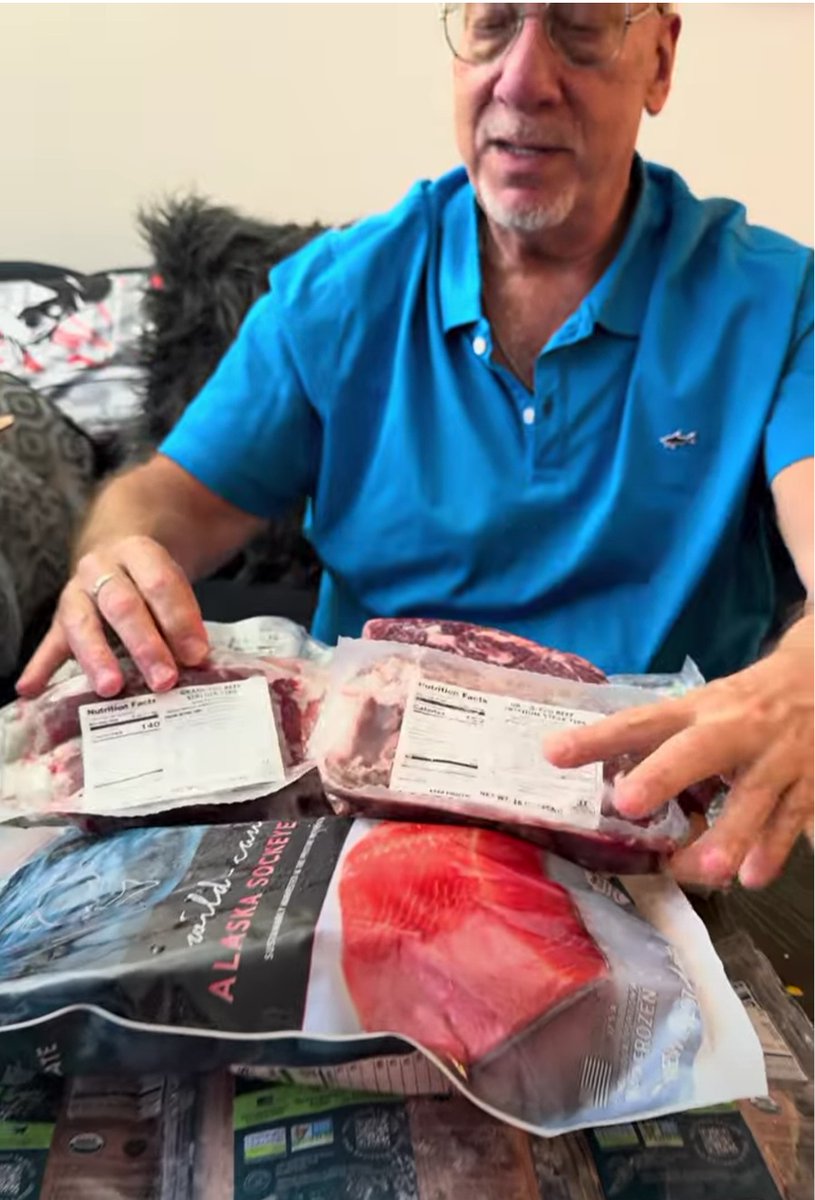 gaynycdad's tweet image. Butcher Box Delivery is Awesome, the perfect Father's Day gift! Order Now!

#ButcherBoxPartner @butcherbox #FathersDay #butcherbox @Mom2summit #mom2summit #food #meals #family #familydinners 

gaynycdad.com/2025/05/butche… via @gaynycdad