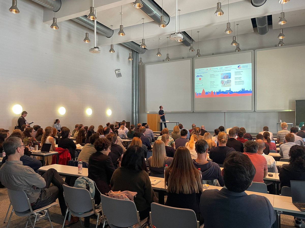 HI-TRON Mainz (@hitronmainz) on Twitter photo Session 1 on Tissue & ImmunoTech just wrapped up — brilliant talks chaired by Niels Halama. New ideas, big impact!
#Symposium2025 #TissueEngineering #ImmuneTech #PrecisionScience
<a href="/DKFZ/">DKFZ</a> <a href="/UnimedizinMainz/">Universitätsmedizin Mainz</a> <a href="/uni_mainz_eng/">Mainz University</a> @TRONmainz Session 1 on Tissue & ImmunoTech just wrapped up — brilliant talks chaired by Niels Halama. New ideas, big impact!
#Symposium2025 #TissueEngineering #ImmuneTech #PrecisionScience
<a href="/DKFZ/">DKFZ</a> <a href="/UnimedizinMainz/">Universitätsmedizin Mainz</a> <a href="/uni_mainz_eng/">Mainz University</a> @TRONmainz