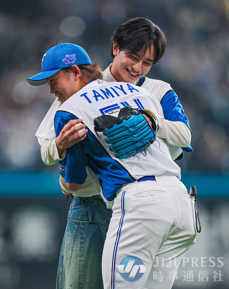 時事通信社写真部 on X: 
