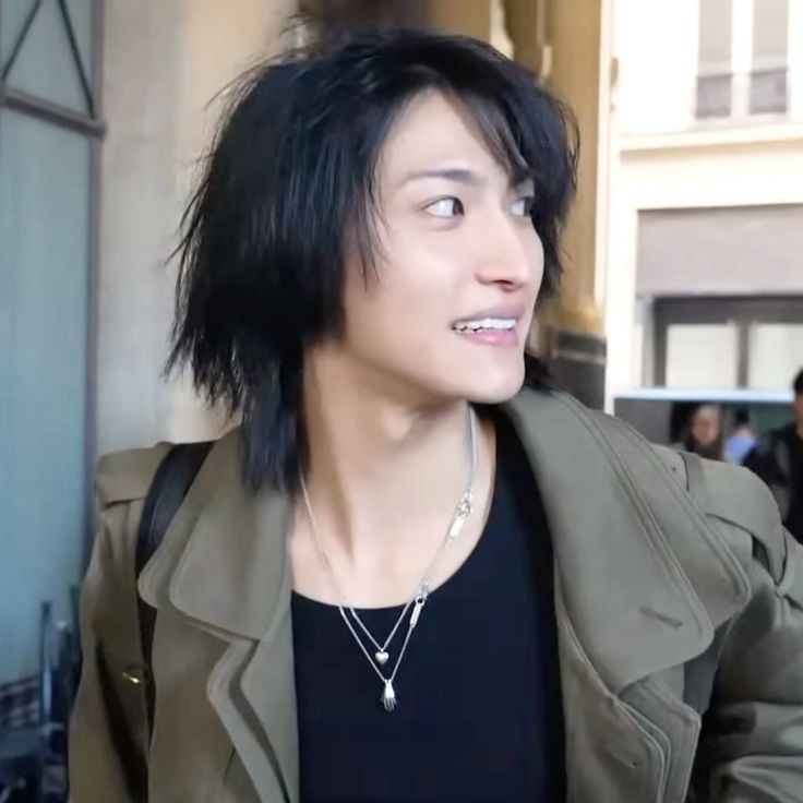 his beauty... god damn