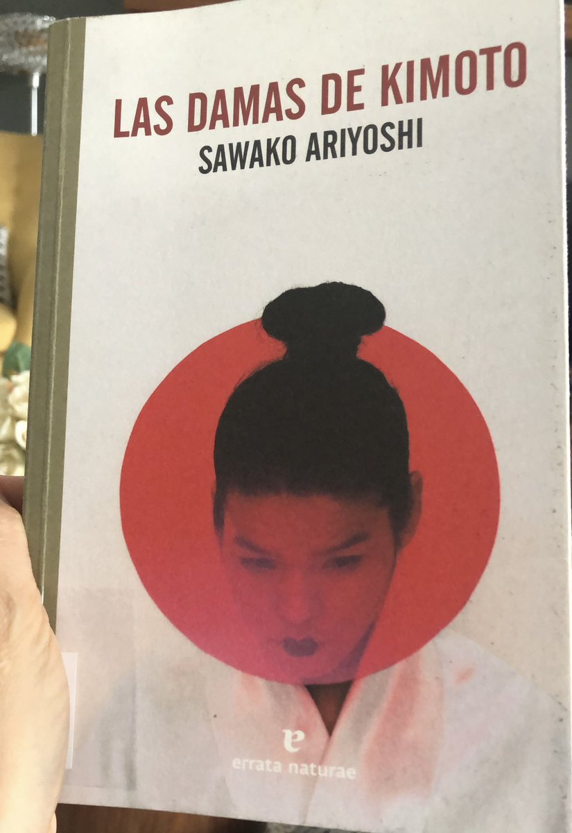 En ‘Las damas de Kimoto’, Sawako Ariyoshi,  traza con delicadeza el pulso entre la tradición y los vientos de cambio, a través de la historia de una familia japonesa que, desde 1900 hasta los años 50, encarna las brechas generacionales de un país en transformación. #PintoLee