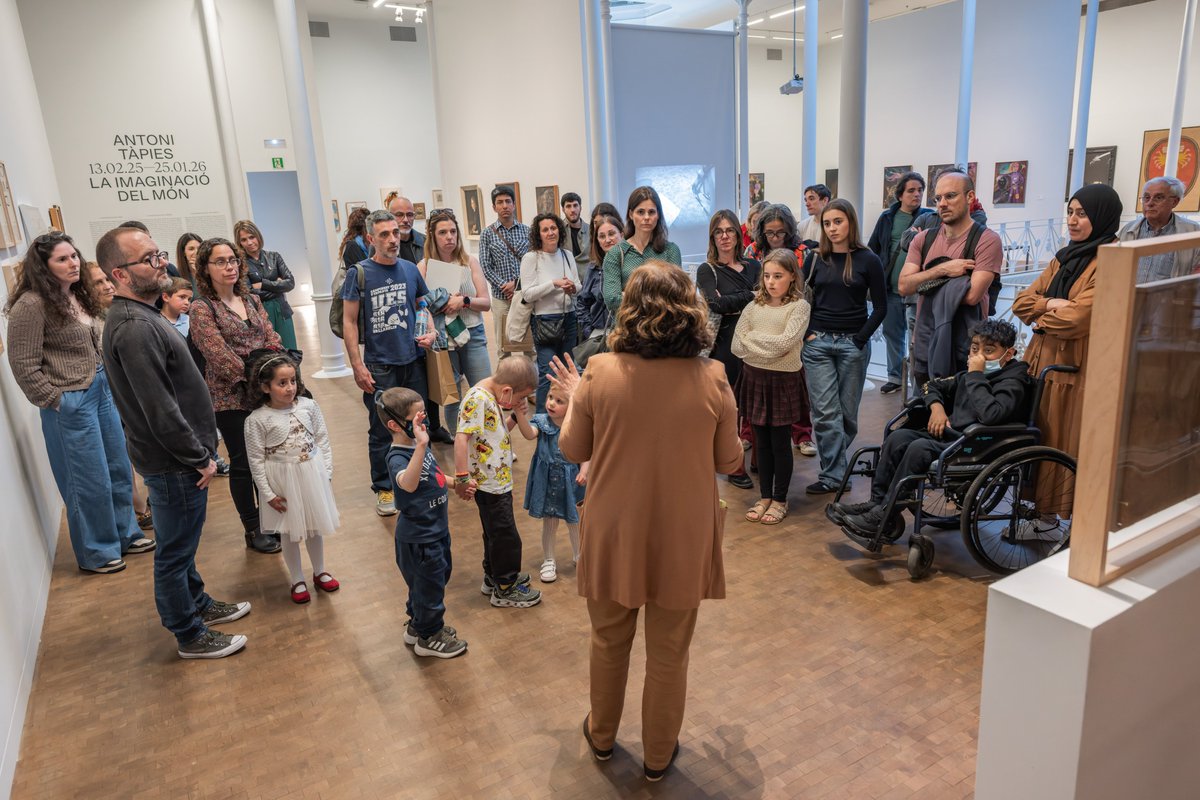 BCN PID Foundation (@bcnpidfound) on Twitter photo El 29 d’abril vam viure una tarda molt especial al <a href="/MuseuTapies/">Museu Tàpies</a> amb l’entrega de premis del concurs “Imaginem mons amb #IDP” 🌍
Una iniciativa preciosa de @BCNPID, amb el suport d’@AEDIP_IDP i @IPOPIorg, per tancar la #WPIW25
Cada dibuix: una història i sentiment❤️
#WPIW2025 El 29 d’abril vam viure una tarda molt especial al <a href="/MuseuTapies/">Museu Tàpies</a> amb l’entrega de premis del concurs “Imaginem mons amb #IDP” 🌍
Una iniciativa preciosa de @BCNPID, amb el suport d’@AEDIP_IDP i @IPOPIorg, per tancar la #WPIW25
Cada dibuix: una història i sentiment❤️
#WPIW2025