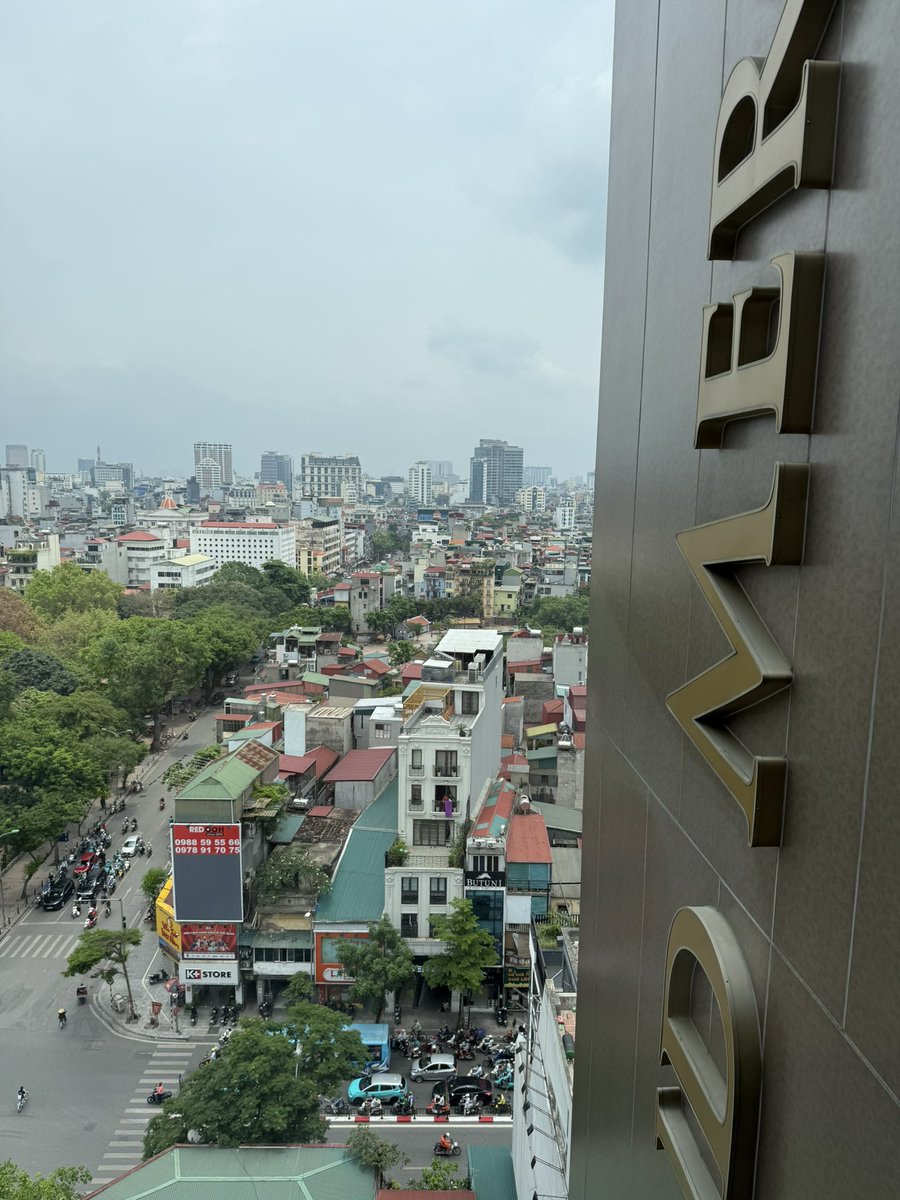 Larry Zhao tweet media