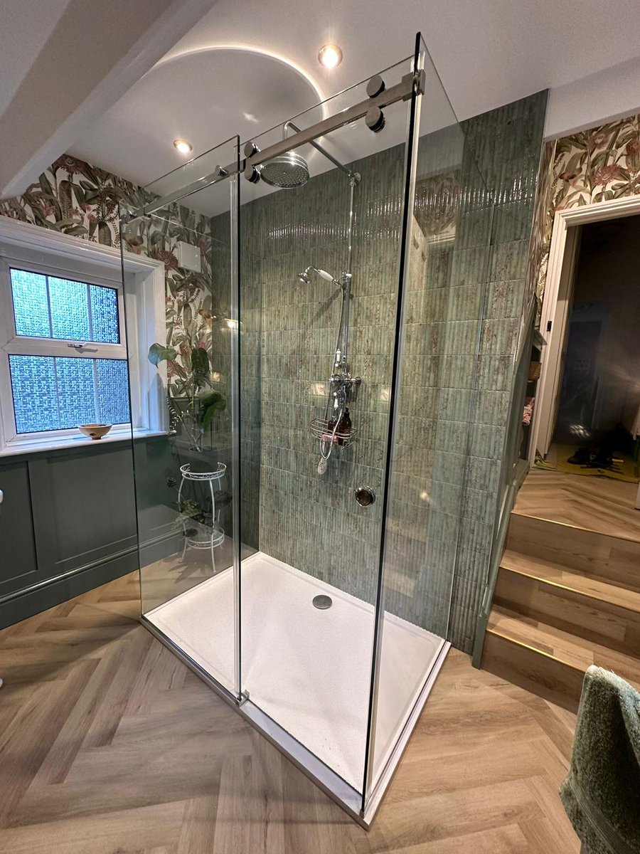 Constructed from durable stainless steel, the Serenity Deluxe Sliding Shower Door System ensures long-lasting performance. It supports a variety of configurations, including a 90° mounted system when paired with an accessory kit. 
.
Find out more spr.ly/60132kWGW