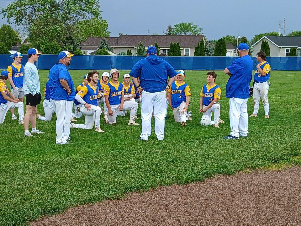JoshuaMorgret's tweet image. HS BASEBALL: Jackson Dashner’s HR helps Clyde defeat Bellevue, my story from last night: sanduskyregister.com/news/586843/da…