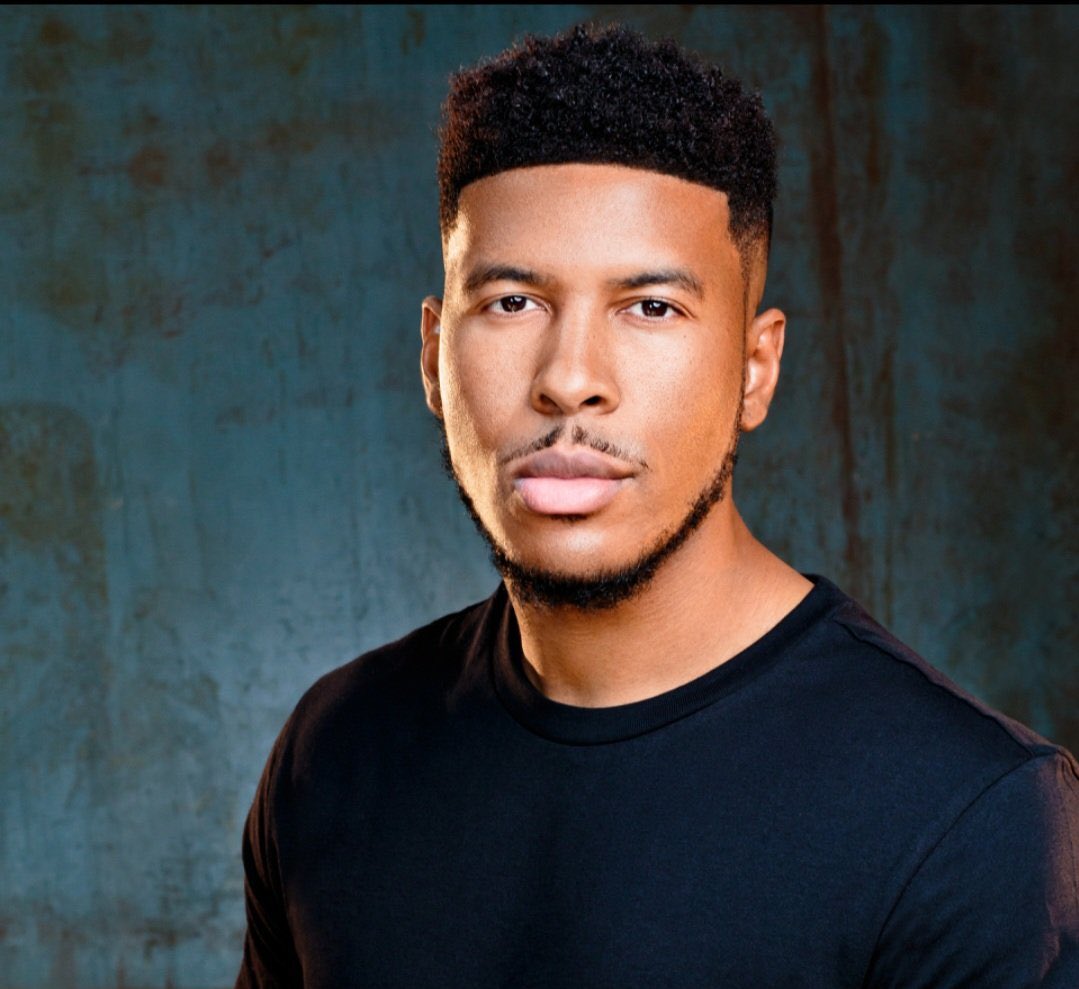 These pics of LowTierGod are actually killing me every time I see them