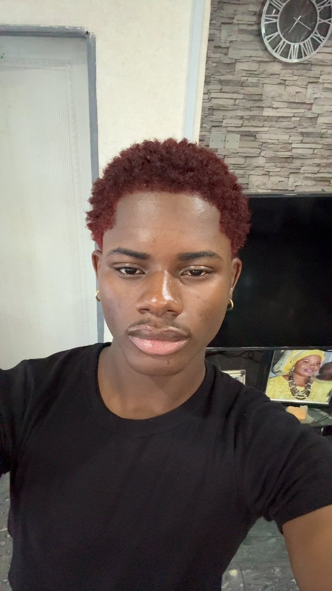 deleunusuall's tweet image. New look🤭