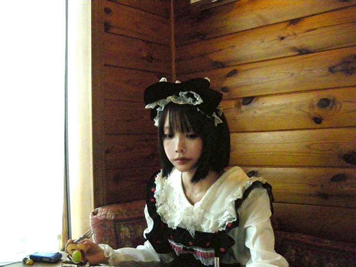 あのちゃんがモモコハウスにいる…！！