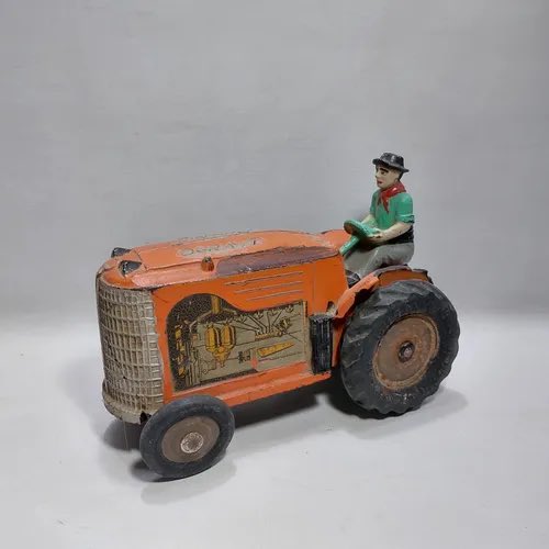 ¿Una perlita? Silvio Macchiavello, quien falleció en 2008, también fue el creador de la mítica marca de productos de caucho Duravit que luego terminó en manos de otra rama de la familia 💃🏼