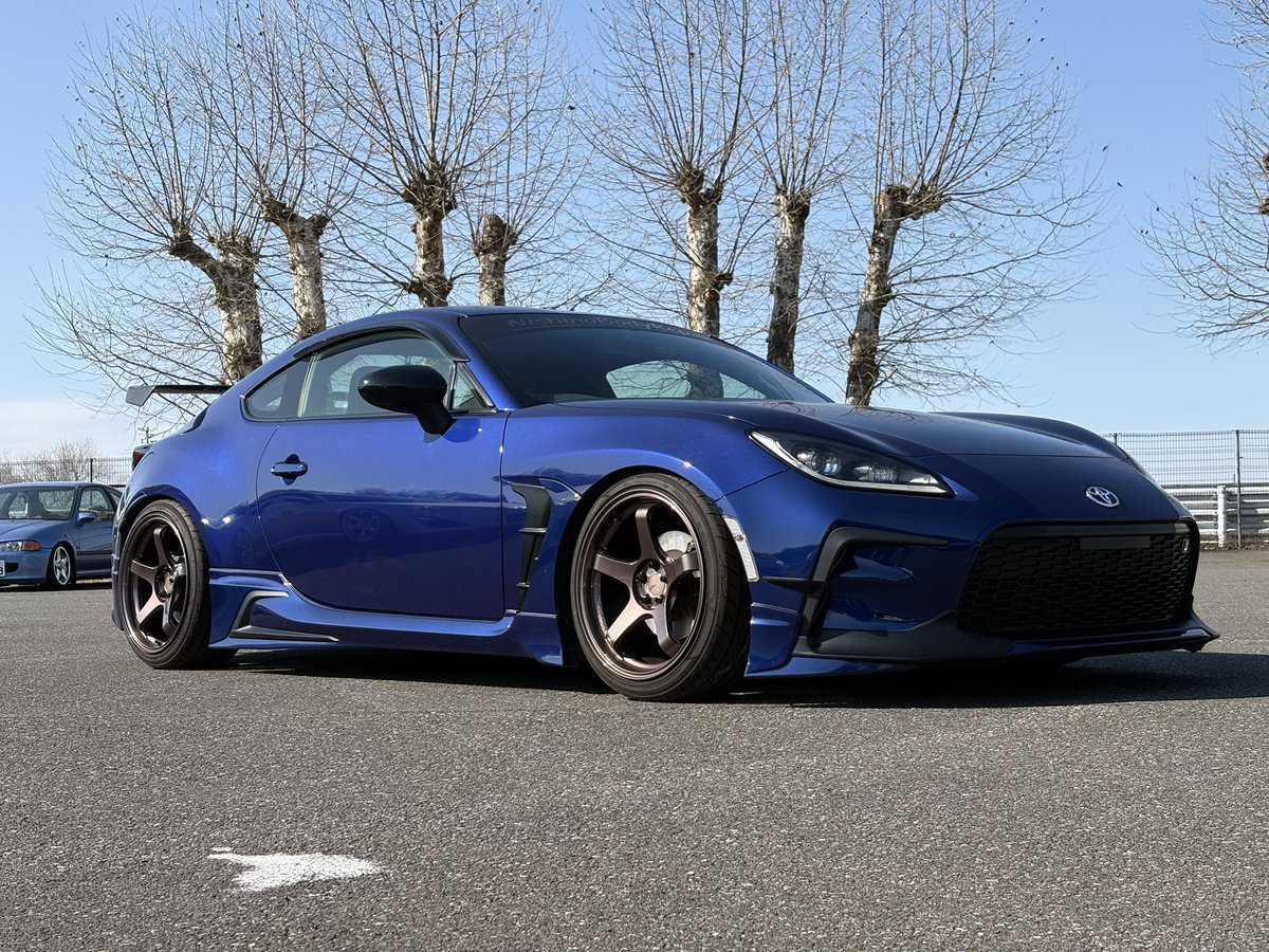 #私の推しホイール
ADVAN GT BYOND
見た目は早そう💨