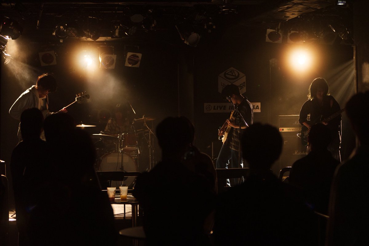 equinoction_jp's tweet photo. 2025/05/09
キテラクラブ×LIVE INN ROSA pre.
｢magic hour｣
-
photo by Kohei Matsubara
その他素敵な写真はインスタへ
-
#ライブ写真 #Equinoction https://t.co/flacMx0hlA
