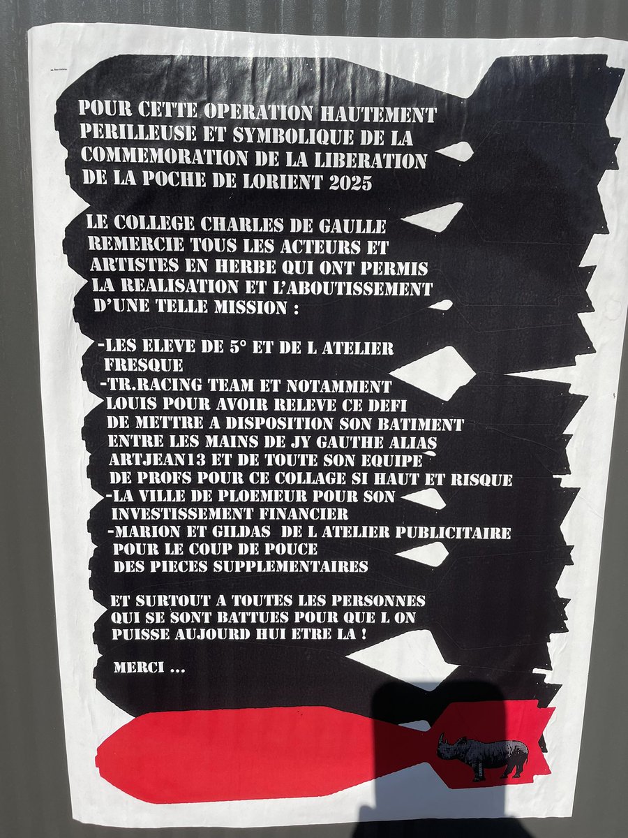 visthamine's tweet photo. Magnifique travail de l'atelier fresques et des élèves de 5e du collège C. De Gaulle de Ploemeur. Les Avions de la Libération. Conjuguer Arts et mémoire. 80 ans de la libération de la Poche de Lorient.
Merci à eux et à leurs professeurs
@RonanLoas @VillePloemeur @VilledeLorient https://t.co/ynGbrdHVKt