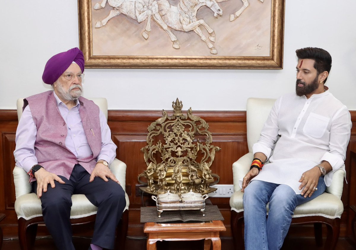 Hardeep Singh Puri (@hardeepspuri) on Twitter photo Very happy to meet Sh <a href="/iChiragPaswan/">युवा बिहारी चिराग पासवान</a> Ji, a dynamic leader of the NDA and my colleague in the Union Cabinet, in my office today.
<a href="/PetroleumMin/">Ministry of Petroleum and Natural Gas #MoPNG</a> <a href="/MOFPI_GOI/">Ministry of Food Processing Industries</a> <a href="/PIB_India/">PIB India</a> Very happy to meet Sh <a href="/iChiragPaswan/">युवा बिहारी चिराग पासवान</a> Ji, a dynamic leader of the NDA and my colleague in the Union Cabinet, in my office today.
<a href="/PetroleumMin/">Ministry of Petroleum and Natural Gas #MoPNG</a> <a href="/MOFPI_GOI/">Ministry of Food Processing Industries</a> <a href="/PIB_India/">PIB India</a>
