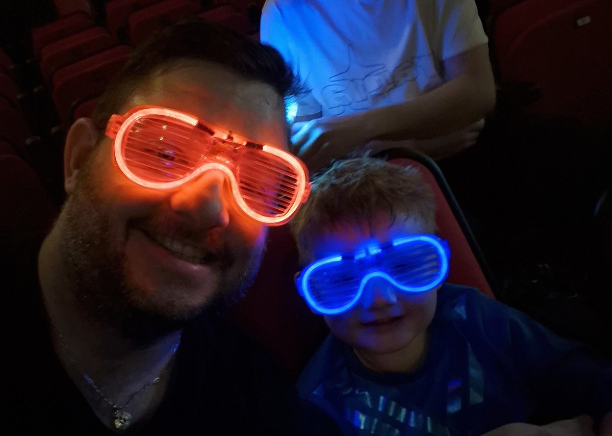 DKato79's tweet photo. Me and my boy ready for the @TheWiggles show! Easily ¾ of the people here are Scottish! @TheWiggles you need to do a few scottish dates for the kids! 
Free haggis for all wiggles members 😄 🤣 https://t.co/wmUGDxtt29