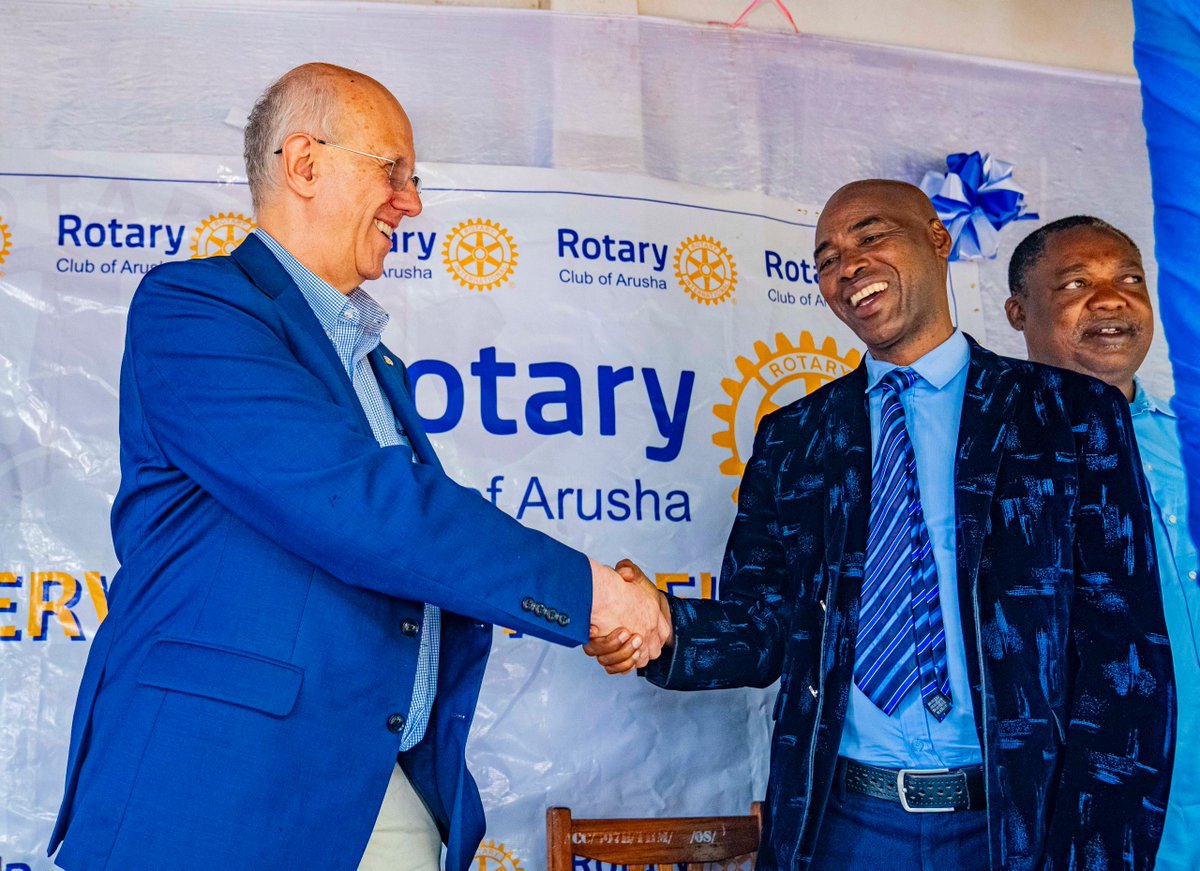 RotaryDistrict9214 tweet media