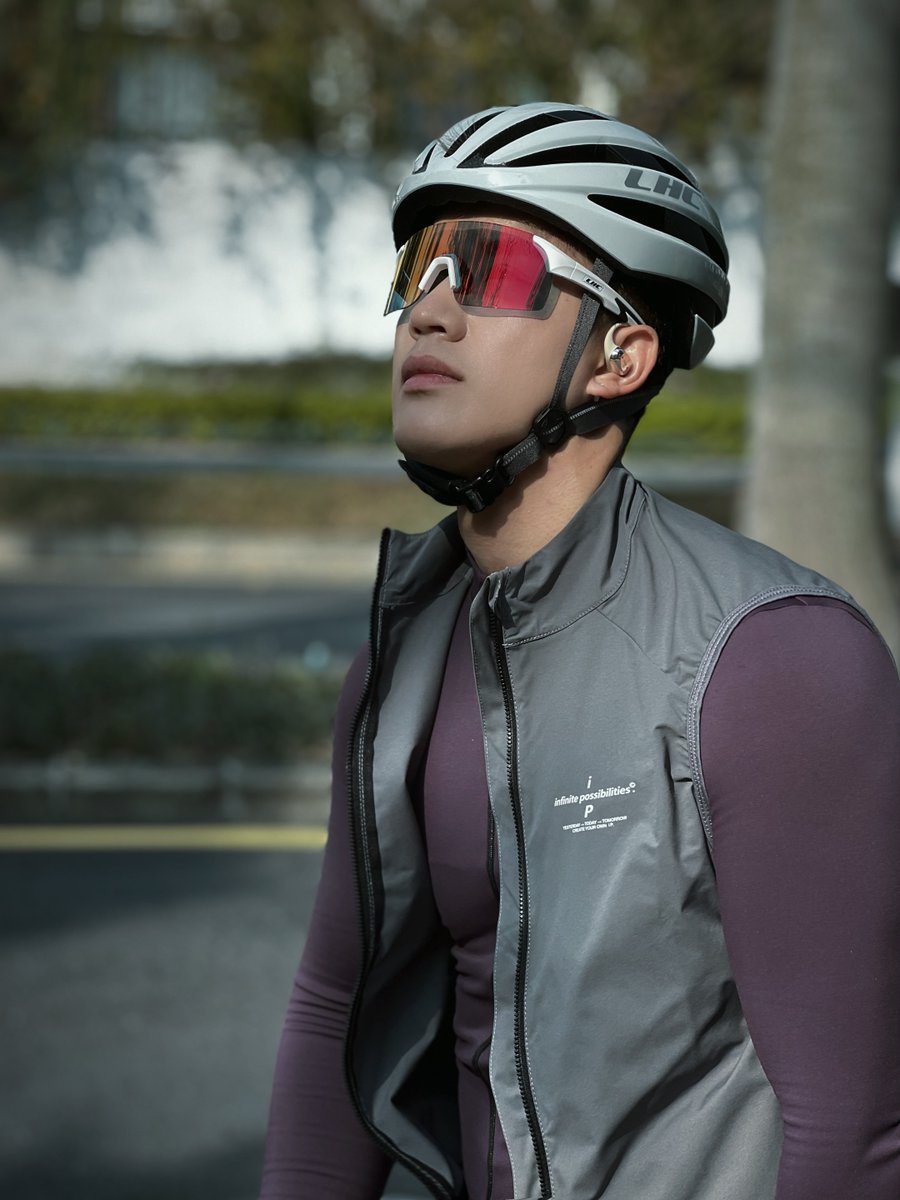 Embark on a biking adventure with Nank headphones , blending discovery with immersive sound. As you cycle along open trails, feel the wind on your face while top-notch audio quality enhances your ride with favorite tunes or podcasts. #BikeAdventure #NankHeadphones #CyclingLife