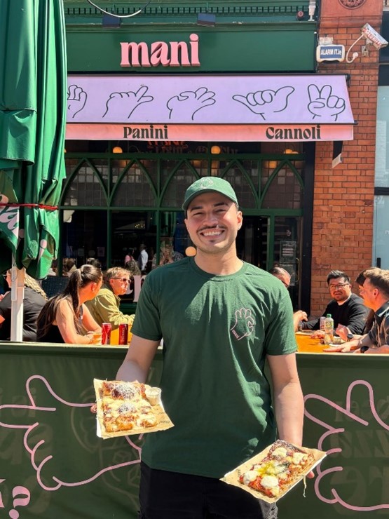 Experience Dublin city’s food culture by bike this Sat 17th May! We’re excited for the taster plate at Mani Pizza! 🍕   
Bring your own bike or book one with us—just come hungry and ready for a fun, foodie spin around the city!  
Book you place here eventbrite.ie/e/dublin-city-…
