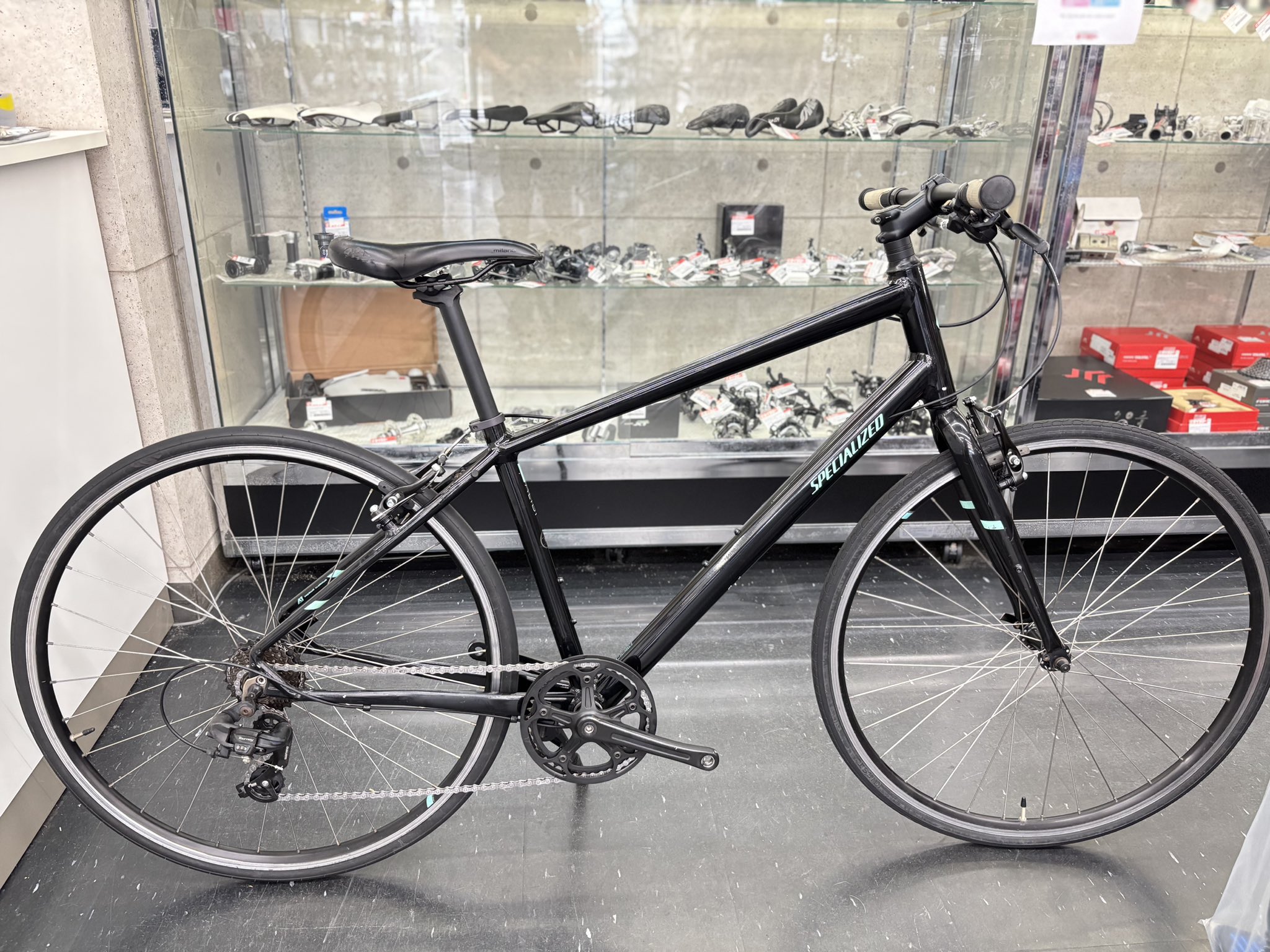 スペシャライズド SPECIALIZED 【店頭限定】クロスバイク 1×7