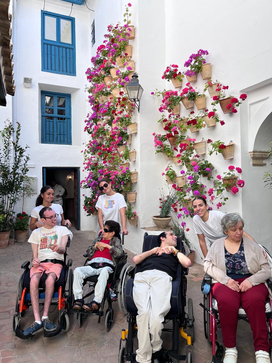 Otro día más de patios, aprovechando el privilegio de vivir en la única ciudad con 4 inscripciones en la Lista del Patrimonio Mundial concedidas por la Unesco. ❤❤❤ #patiosdecordoba