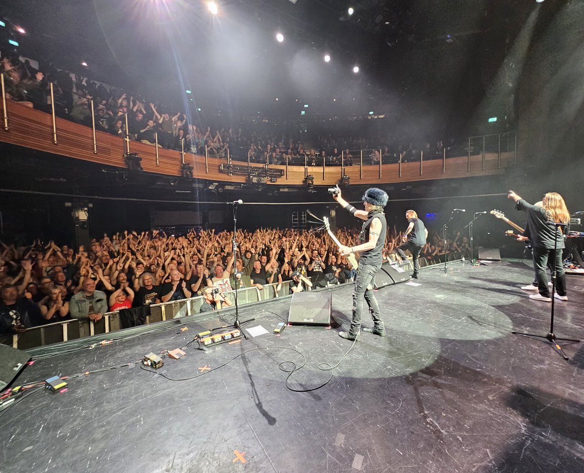 Tonight is the final show of the EU/UK “My Years with UFO” tour! Thank you to everyone who has rocked with us over the past few weeks!! We can’t wait to see you all again soon! Bristol… Are you ready?
Check Michael’s website for festival dates + US Tour Sept/Oct and Japan in Jan