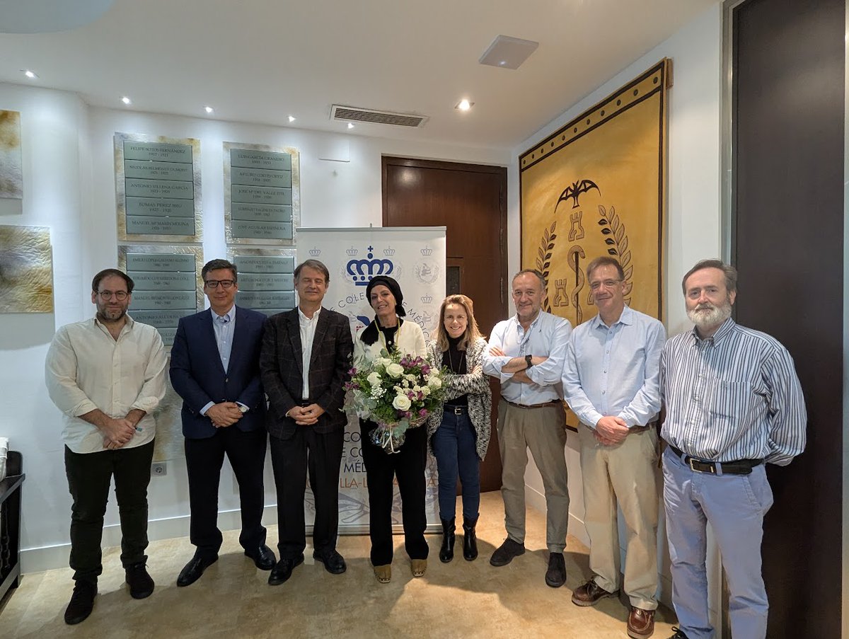 🔊 Homenaje a la Dra. Natividad Lain en el pleno del Consejo Autonómico de Colegios de Médicos CLM  Insignia de plata en reconocimiento a su dedicación y compromiso institucional. Concluye su etapa como presidenta COM Toledo y  su participación en el Consejo Autonómico