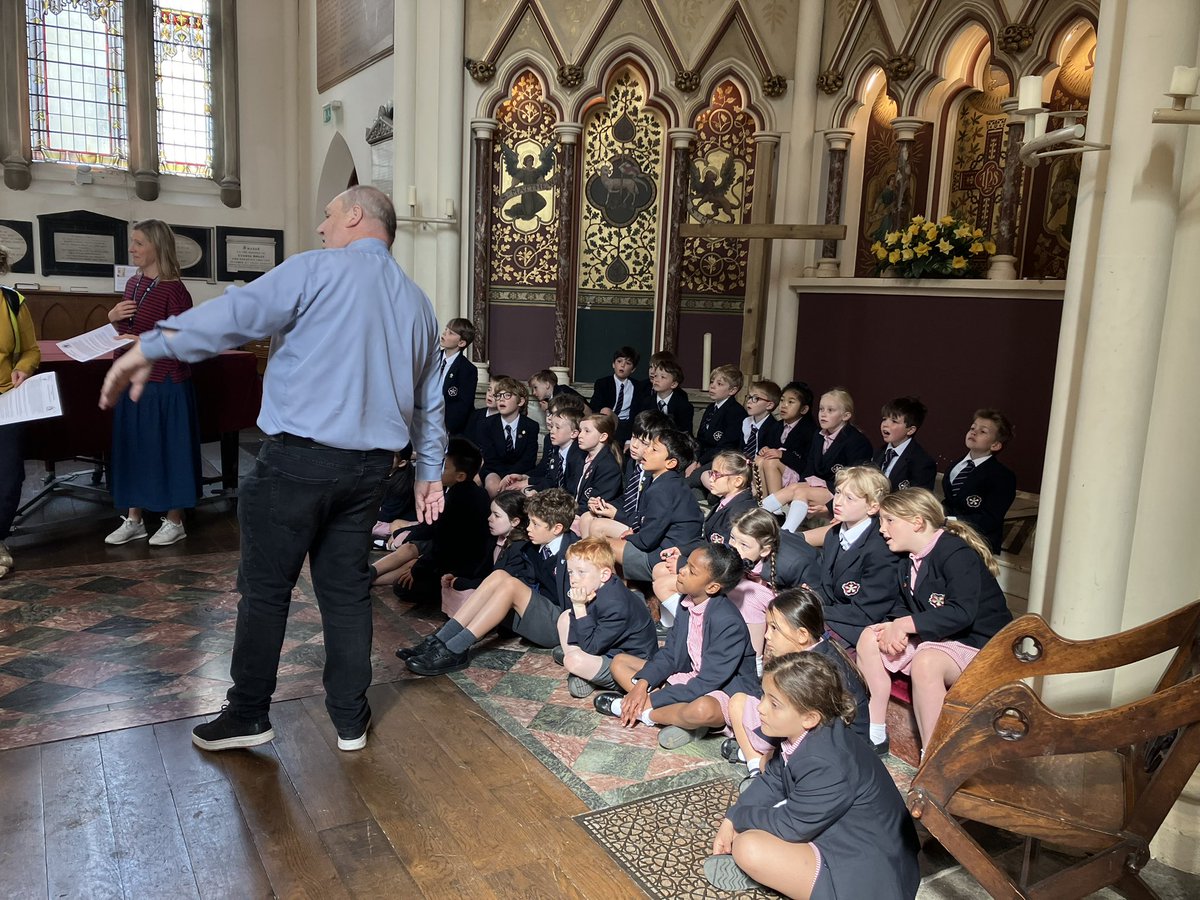 KESBathJunior's tweet image. Year 3 worked brilliantly with their partners to learn about the features of St Michael’s Church. Thanks to Reverend Roger and his team for making us so welcome. #KESBathJuniorRS @StMikesWithout
