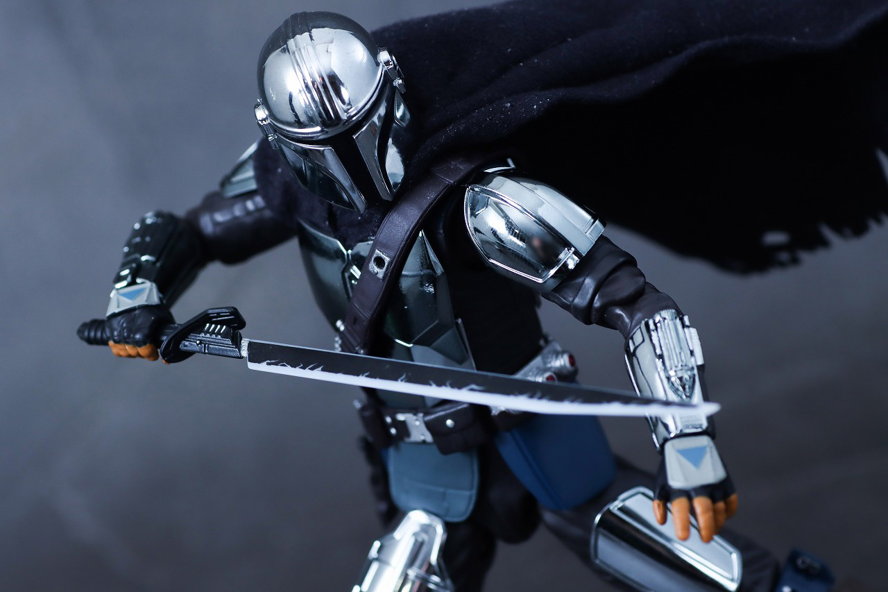 MAFEX マンダロリアン クロームメッキVer. No.256 新品未開封 MAFEX マンダロリアン クロームメッキVer. No.256 新品未開封